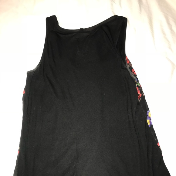 Express Tank Top ✨ - Picture 2 of 2